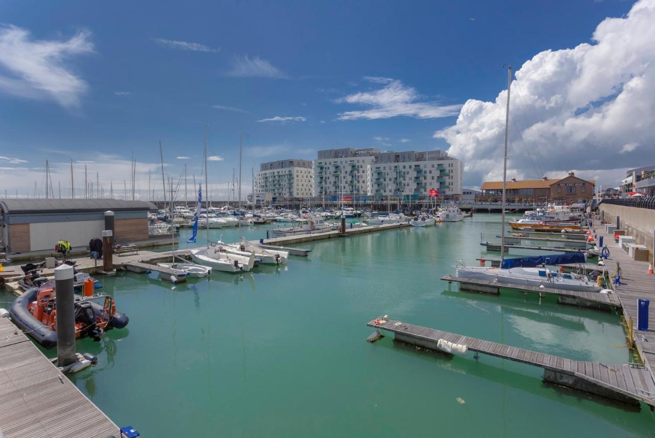 Free Parking Stylish & Modern 4-bedroom With Sea Views Casa vacanze *