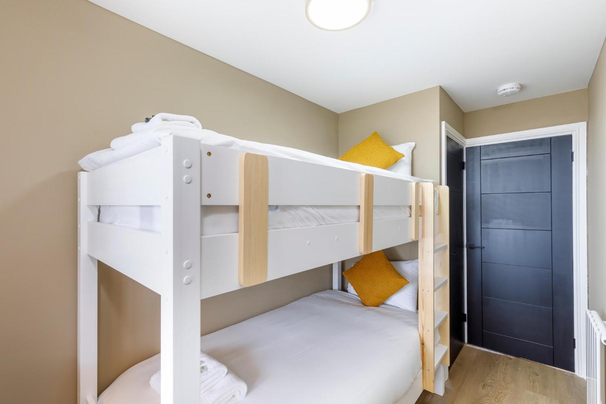 Free Parking Stylish & Modern 4-bedroom With Sea Views Casa vacanze